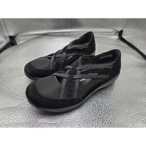 Dansko Hilde 38/7.5-8 Comfort Shoes Black Gray Suede Cross Strap Flat